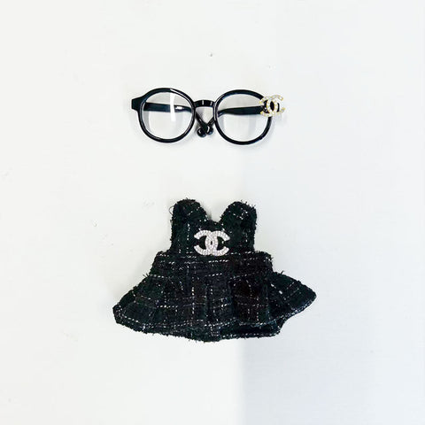 Labubu's clothes cc and diro skirt and some accessories Doll clothes
