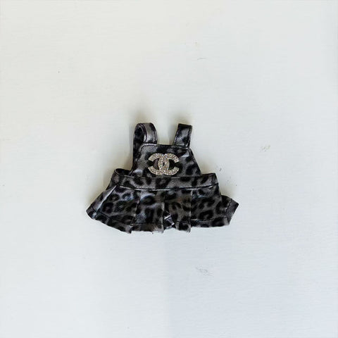 Labubu's clothes cc leopard print skirt and some accessories 17cm Doll clothes